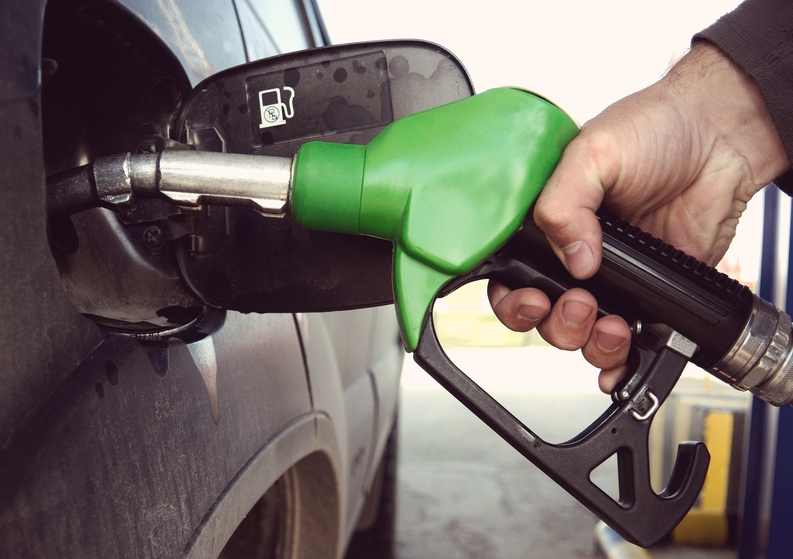 Petrol Rises to Rs393.64, Diesel Falls to Rs397.76